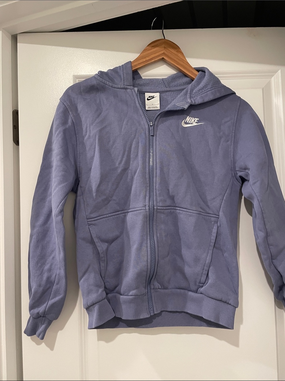 Nike Kids purple Zip-Up Hoodie jacket large